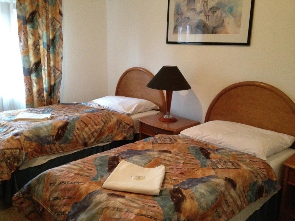 Hotel Chotol Horoměřice Pokój zdjęcie